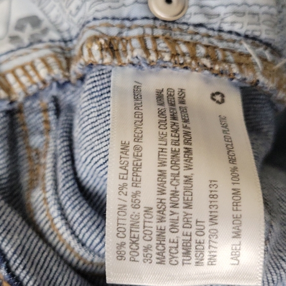 Jean shorts - Picture 5 of 6